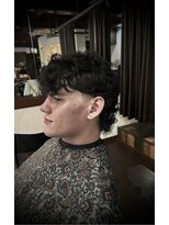 ヘアークリエイ トポライトウィロー 烏丸(Hair Create Polite willow) テーパーフェードウルフ