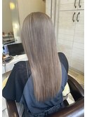 ミルクティーベージュ