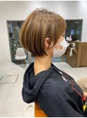 小顔ショートボブハイライトカラー大人ショートカット白髪ぼかし