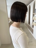 エメ 小山(Aimer)&nbsp;ぷつっとボブ/顎下ボブ