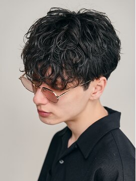 レタッチ バイ フィフス 天神大名(RETOUCH by fifth) 福岡天神ゆるめシャドウパーマメンズマッシュウルフカット緩め