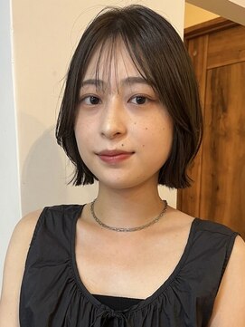 ロティー 天神(loty) くびれボブ レイヤーボブ 透明感カラー 外ハネボブ 透明感カラー