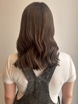 ベルフェミンキルン(Belle femin kilun) アッシュベージュ 透明感カラー レイヤー 髪質改善 韓国風ヘア