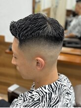 バーバー/眉毛/ヘッドスパ/メンズカット/メンズサロン/シェービング/フェード/スキンフェード/<理容室>    