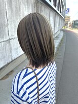 ヘアデザイン アンジェロカフェ(Hair Design Angelo cafe) アンブレラカラー×シルバーグレージュ【20代30代40代】