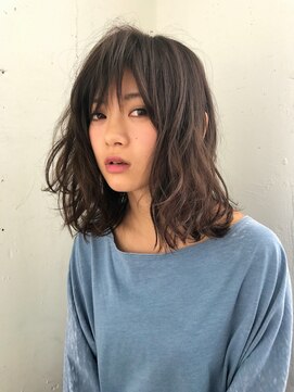 チェルシー 表参道 学生限定　かかりにくい髪専用の巻き方をエアウェーブで