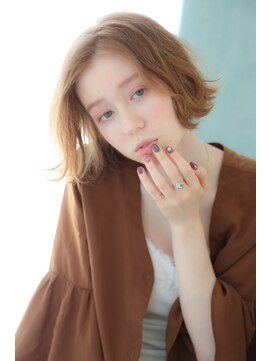 ネオリーブアイム 横浜西口店(Neolive aim) 肌色がキレイに見える透明感ベージュ♪