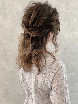 イール(iIIL) 【iIIL hair lounge】sweet編み込みウォーターフォール 高崎