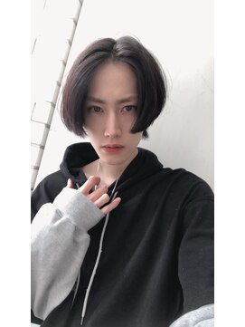 シン(syn) 前髪長めマッシュウルフ