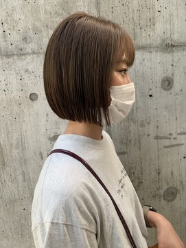 クララ サカエ(CLALA Sakae LA.DONNA group) 艶髪★ぱつっとミニボブ