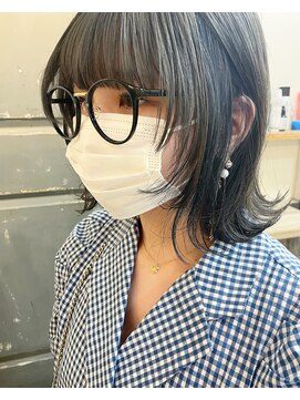 ジーナ 福岡天神(Zina) ボブ×顔周りレイヤー×インナーブルー