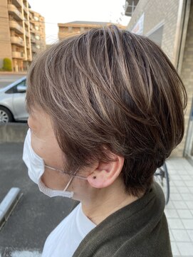 ヘアデザイン レオ(hair design leo) 白髪ぼかしハイライト