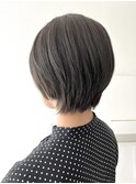 赤みゼロオリーブカラー_スタイリッシュショートボブ