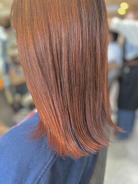 ヘアールーム プリズム(Hair room Prism) ピラミンゴピンク