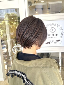 エイミーバイアフロートザガーデン 浦和店(amie by afloat the garden) 丸みしっかりショートボブ【浦和】