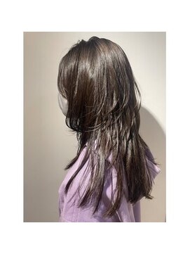 ミリ 千歳烏山(Mili CARE&SPA) ロングウルフヘア