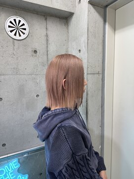 インク 渋谷(INK.) 上品なミルクティーベージュ