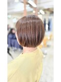 お手入れ簡単ナチュラルショートボブ