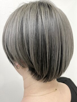 ジェムヘアスタジオ 湘南平塚南口店(Gem Hair Studio) コントラストカラー×グレージュ【Gem 神原】
