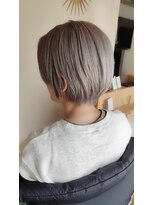 バス(BATH)&nbsp;首元スッキリショート