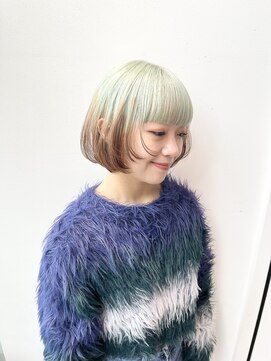 ステアケース ギンザセブン(stair:case ginza7) ふんわり似合わせミニボブ×ペールグリーンルーツカラー