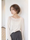 丸みショートハンサムショート耳掛けショート小顔ボブシースルー