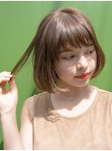 ベージュカラーのまとまるボブ☆relian表参道