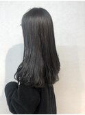 Lia　トーンダウンもオシャレにブルージュ♪