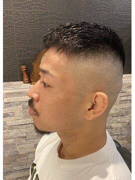 バーバーショップ レガロ(REGALO) ザ・クロップスタイル