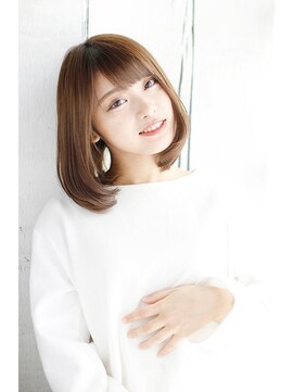 プティルカ(PutiLuca D.C.) 厚め前髪のワンカールボブスタイル