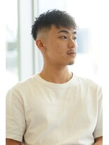 にもう&nbsp;ベリーショートツイストパーマ前下がりフェードカット３