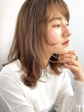 ノラギンザユー(NORA GINZA/U) 顔まわりカットフェイスレイヤー後れ毛カットミディアムレイヤー