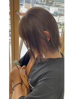 オリビアヘアー(OLIVIA HAIR) ブリーチなしミルクティーカラー×ぱっつんボブ