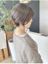 ニド(2do)&nbsp;丸みショート＋グレージュアンブレラカラー