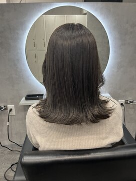 アイ(_i) オリーブグレージュ