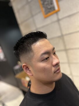 フランクス バーバー ウエストトウキョウ 吉祥寺店(FRANK’S BARBER WEST TOKYO) フェード