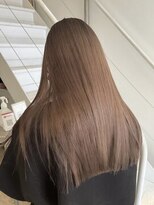 アミ(Ammi)&nbsp;レイヤーロング/グレーベージュ/髪質改善/ブリーチ/カラー/韓国