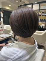 ジュイール(jouir)&nbsp;三鷹ショートボブくびれショートイルミナカラー顔周りレイヤー
