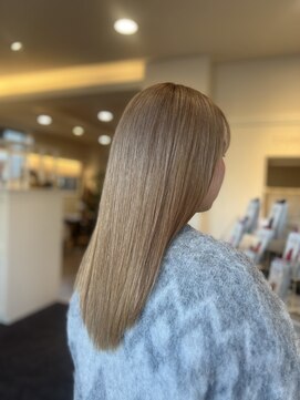 トゥルーブ バイ ファースト 富沢店(trove by first) ブリーチ/ハイトーン/ブロンドヘア