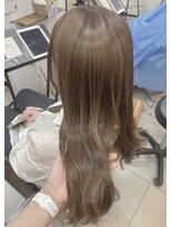 ソワンドゥブレス 大日店 (soin de brace) ・セミロングオリーブベージュ
