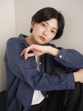 トレス(TRESS) センターパートショート/ナチュラルショートボブ/黒髪ヘア