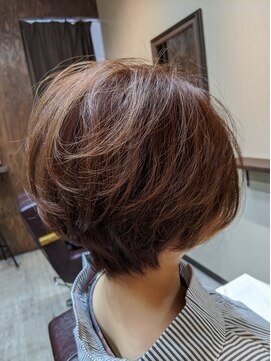 響 ショートボブ