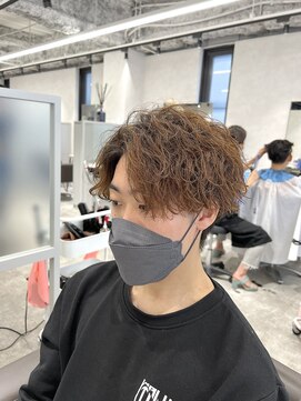 キートス(Kiitos) 大人気縦落ちツイストスパイラルパーマ