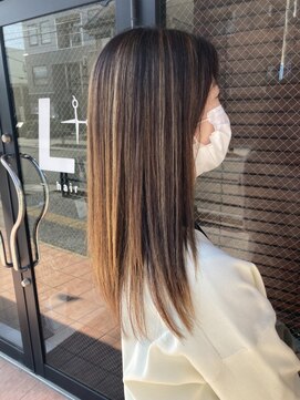 エルプラスヘアー(L+hair) 白髪ぼかしハイライトカラー（30代後半）