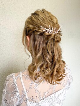 バブルス 本川越店(BUBBLES) ふんわりハーフアップ