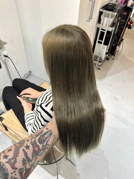 ロエ 恵比寿 代官山(ROE) オリーブベージュ　マチルダボブインナーグレージュ前髪