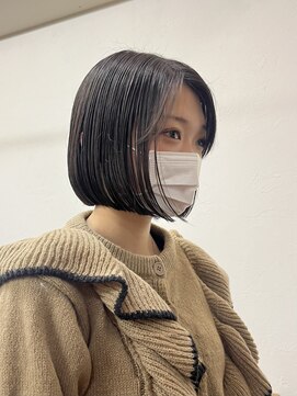 シー(si) ぱつっとボブ