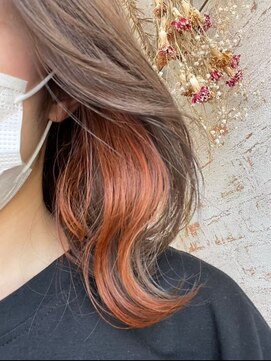 アカイトビラ ヘアケアサロン(AKAI TOBIRA Hair Care Salon) レイヤーカット×インナーカラー/グレージュ/チェリーブラウン