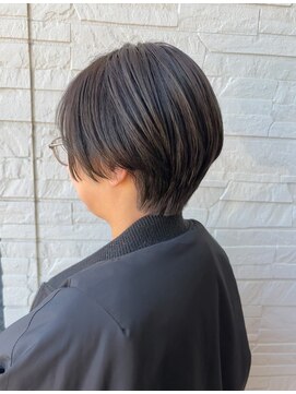 ジジ 栃木本店(Gigi) タイトショート×オリーブブラウン