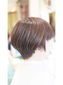 イルミナベージュなハイライトの入ったショートグラ29